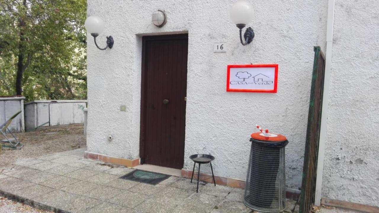 Casa Nel Verde Terni Exterior foto